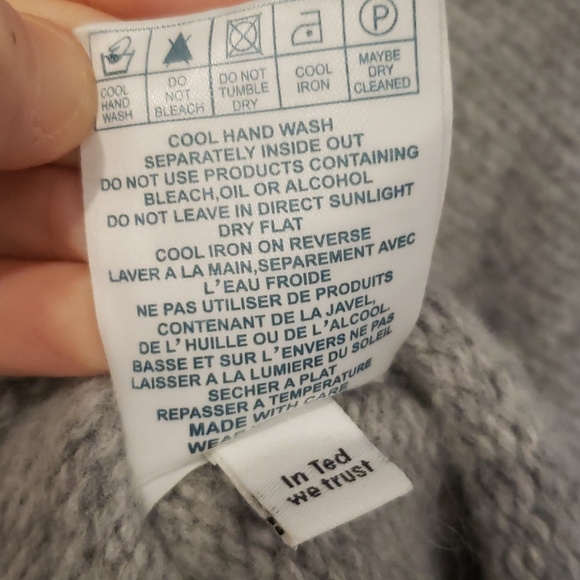 Beautiful Ted Baker Sweater - Picture 5 of 5